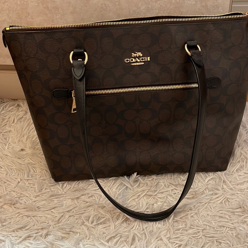 Coach zipper tote